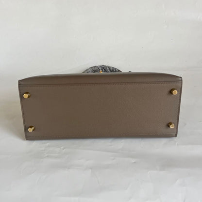 Hermès