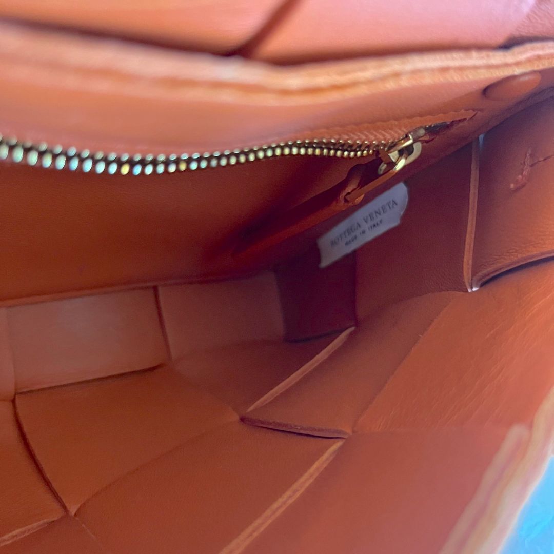 Bottega Veneta