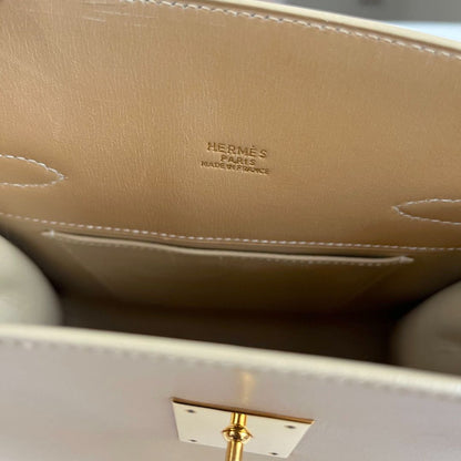 Hermès