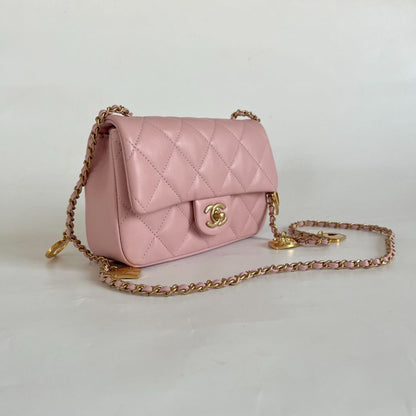 CHANEL
