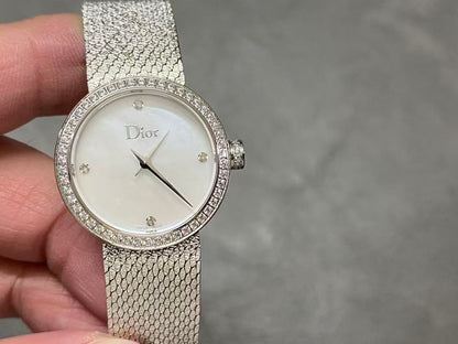 DIOR