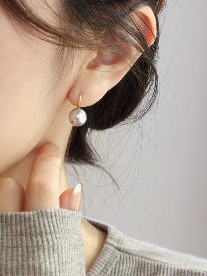 Gray Pearl Earrings Temperament Versatile Women's Classic Round Earhooks e015