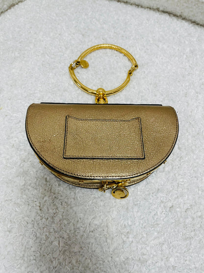 Chloé