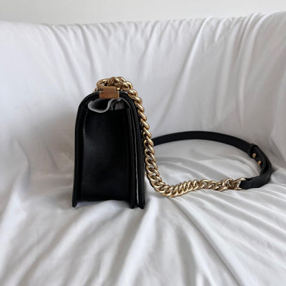 CHANEL