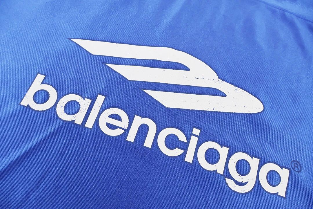 CAMISETA BALENÇIAGA - 16