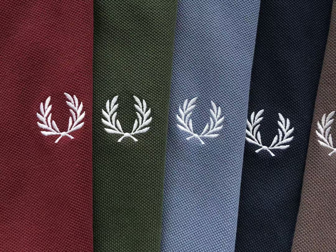 FRED PERRY T-SHIRT