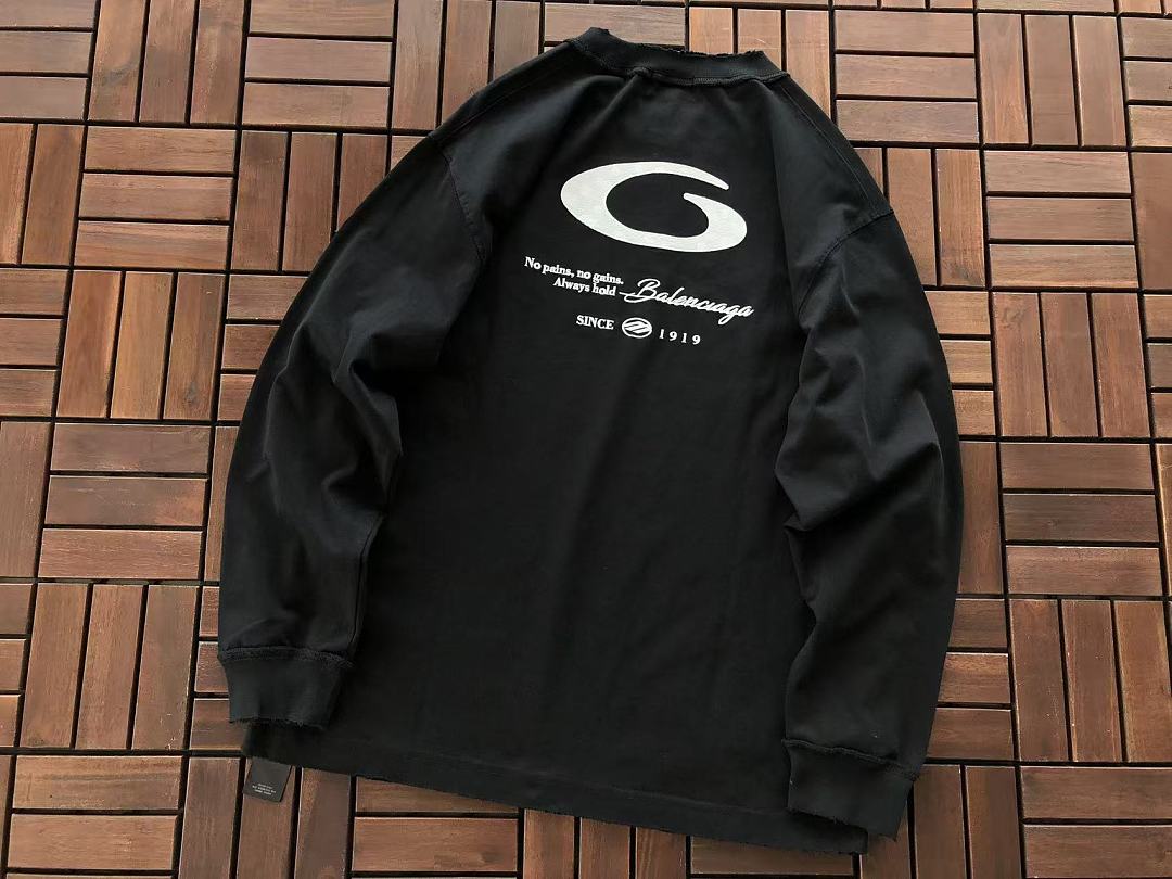 B🔥L🔥🔥🔥IA🔥A LONG-SLEEVE