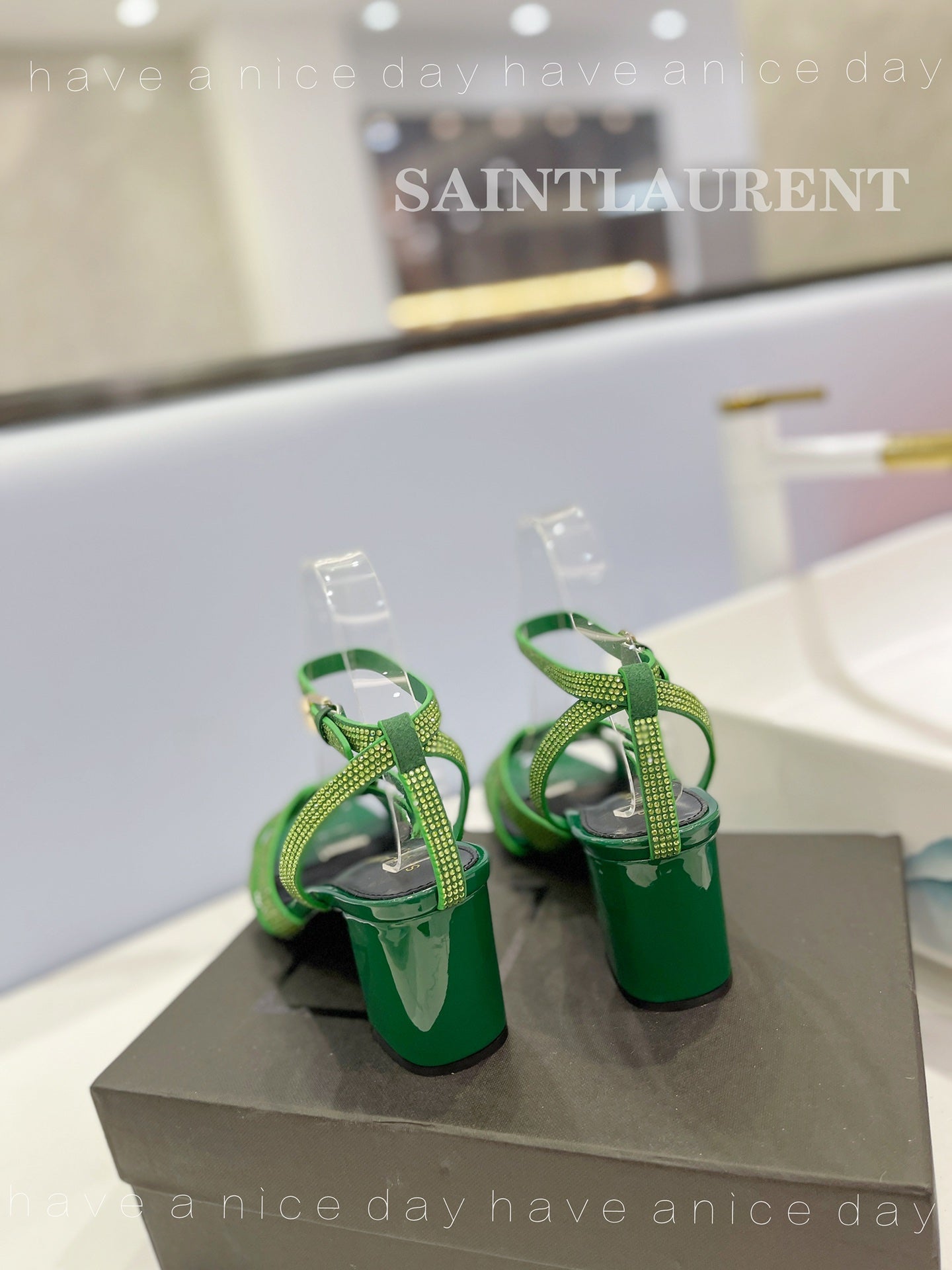 Saint Laurent