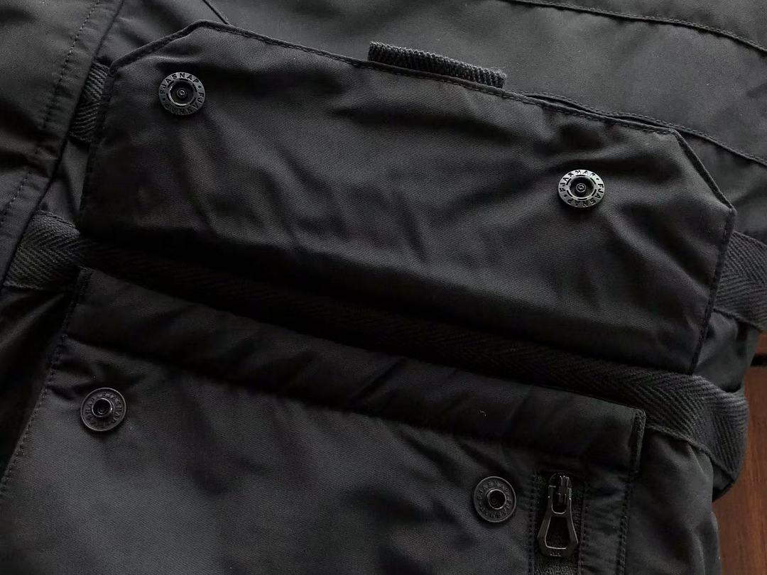 HELLY HANSEN DOWN JACKET