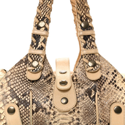 Chloé