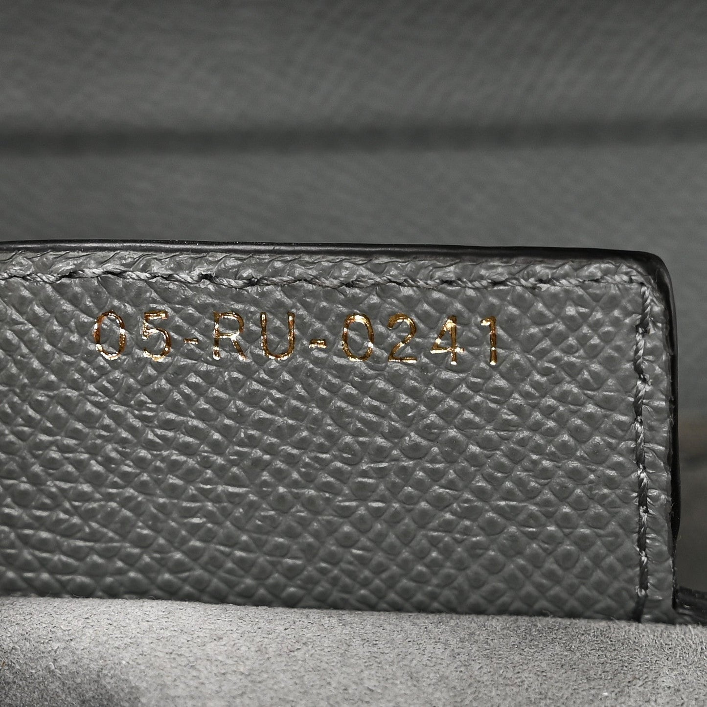 DIOR