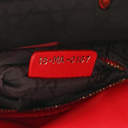 DIOR