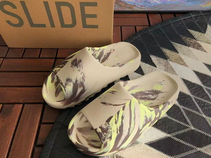 Y🔥🔥ZY & 🔥DI🔥AS SLIPPERS