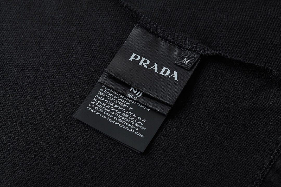 CAMISETA PRADA - 26