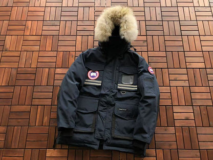 C🔥N🔥🔥A G🔥🔥🔥EE DOWN JACKET