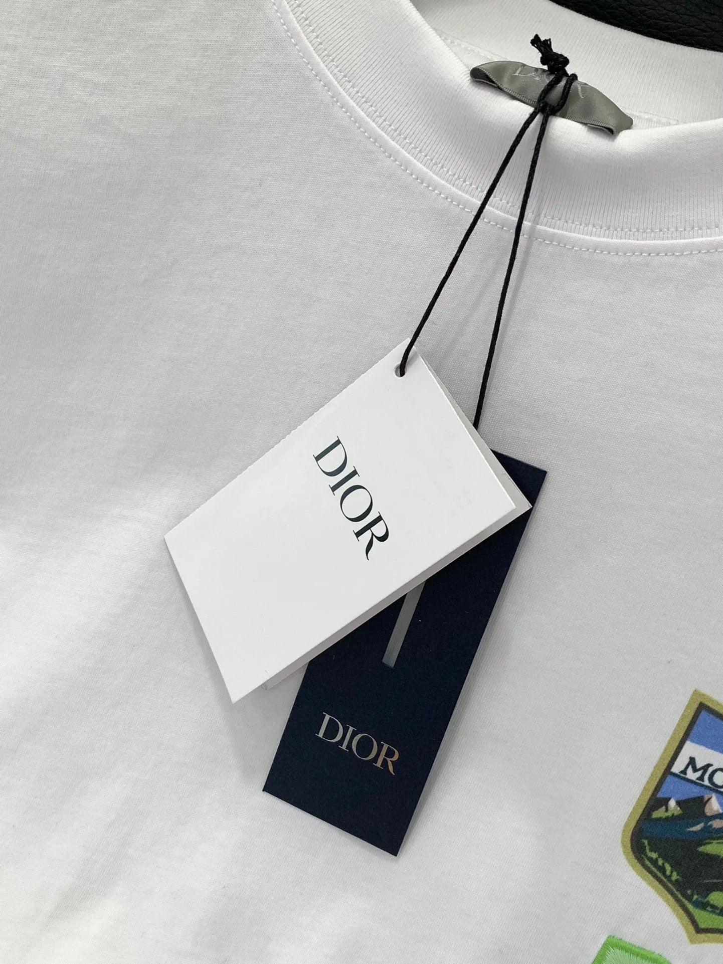 DIOR