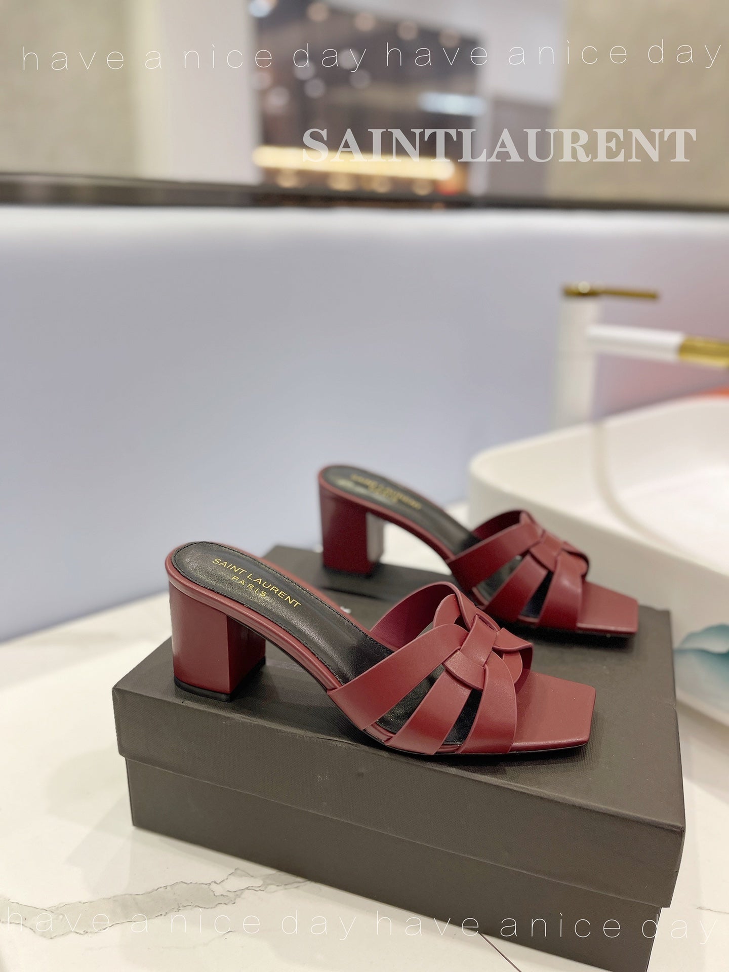 Saint Laurent