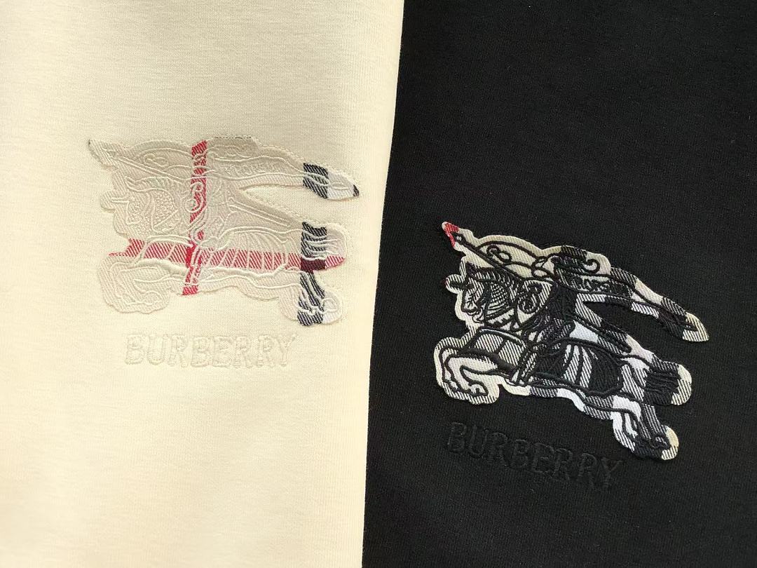TOP￥~215 PANTS ￥~185 B🔥RB🔥RRY SWEATER TROUSERS