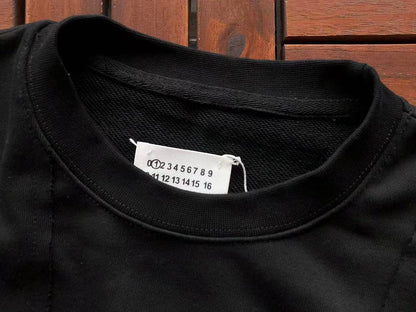 M🔥IS🔥N M🔥R🔥IE🔥A SWEATER