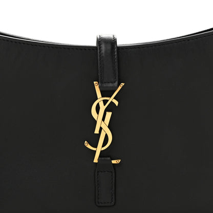 Smooth Calfskin Le 5 A 7 Hobo Black