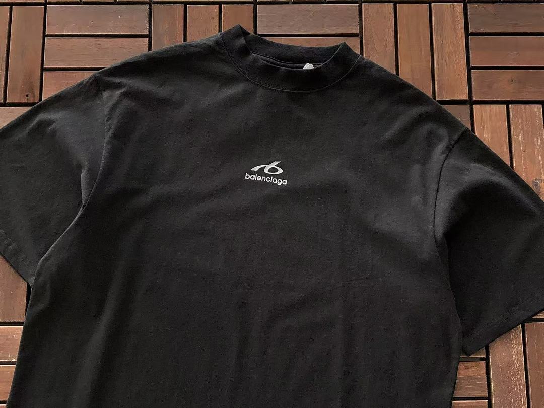 B🔥L🔥🔥🔥IA🔥A T-SHIRT