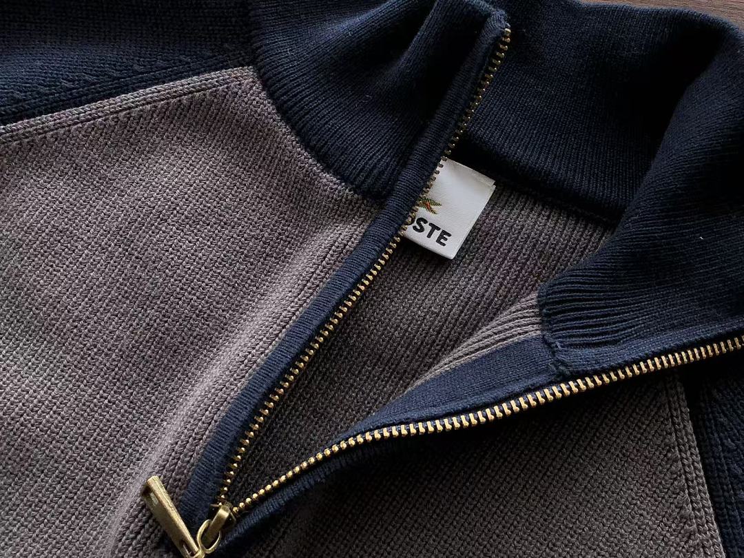 L🔥C🔥ST🔥 SWEATER