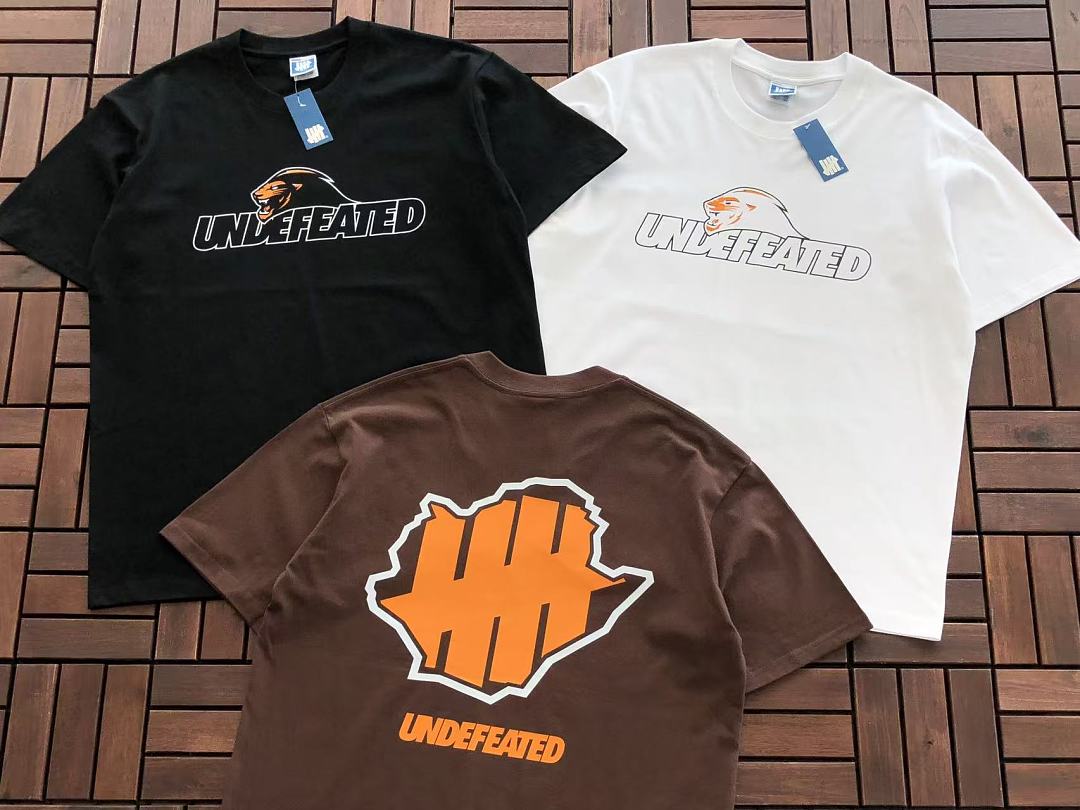 UNDEFEATED T-SHIRT