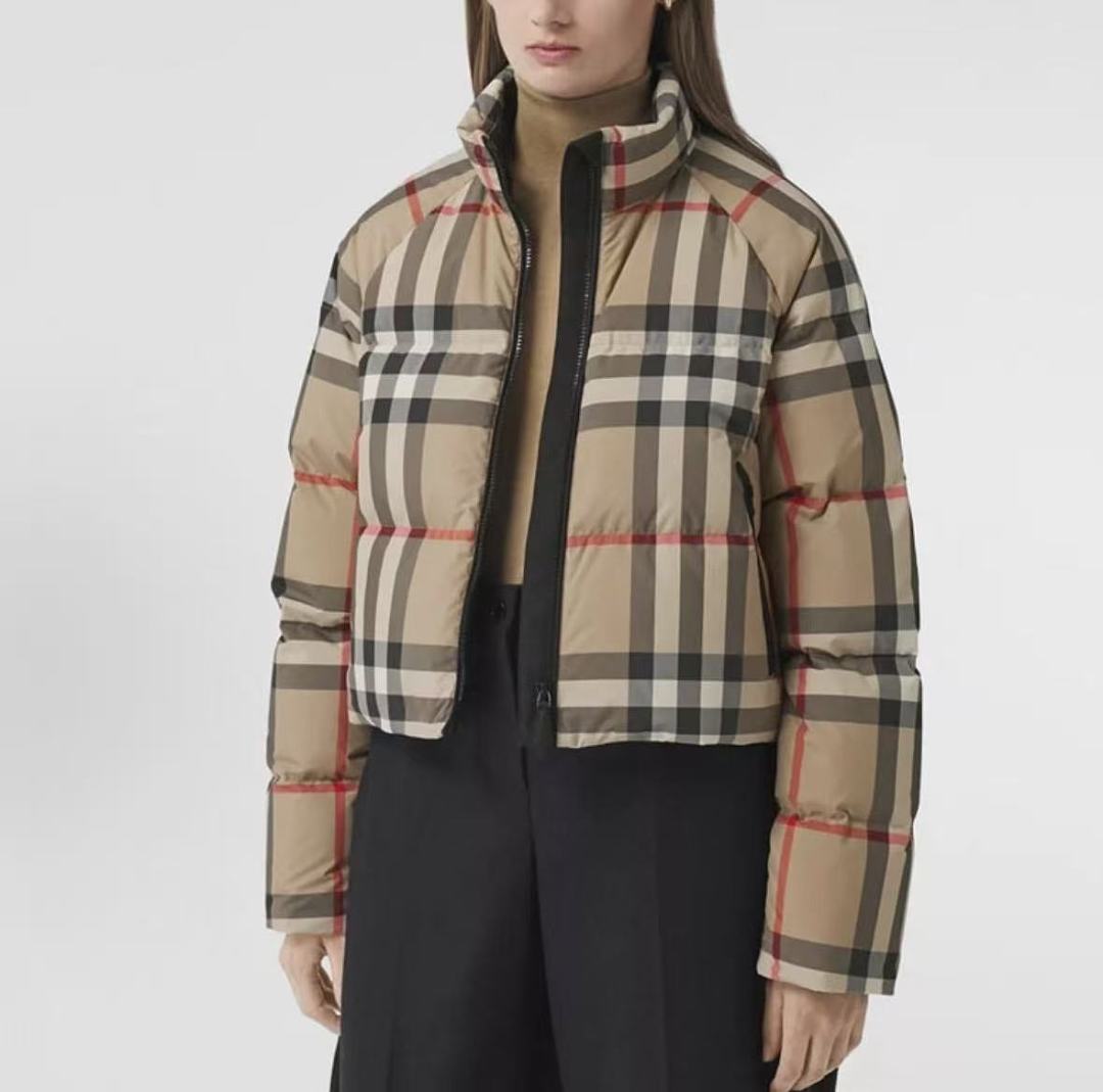 B🔥RB🔥RRY DOWN JACKET WOMAN