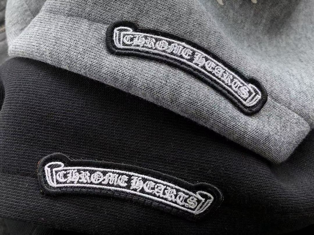 CH🔥OM🔥 HE🔥RTS HOODIE