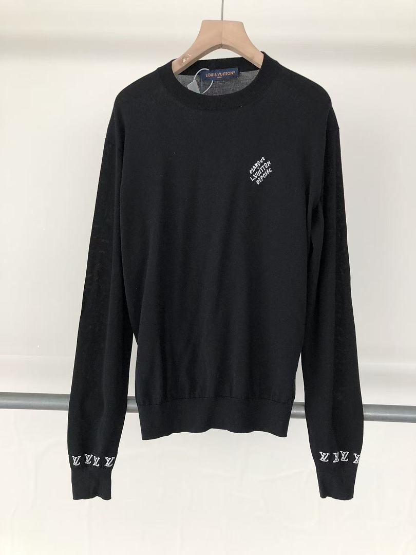 L🔥SWEATER