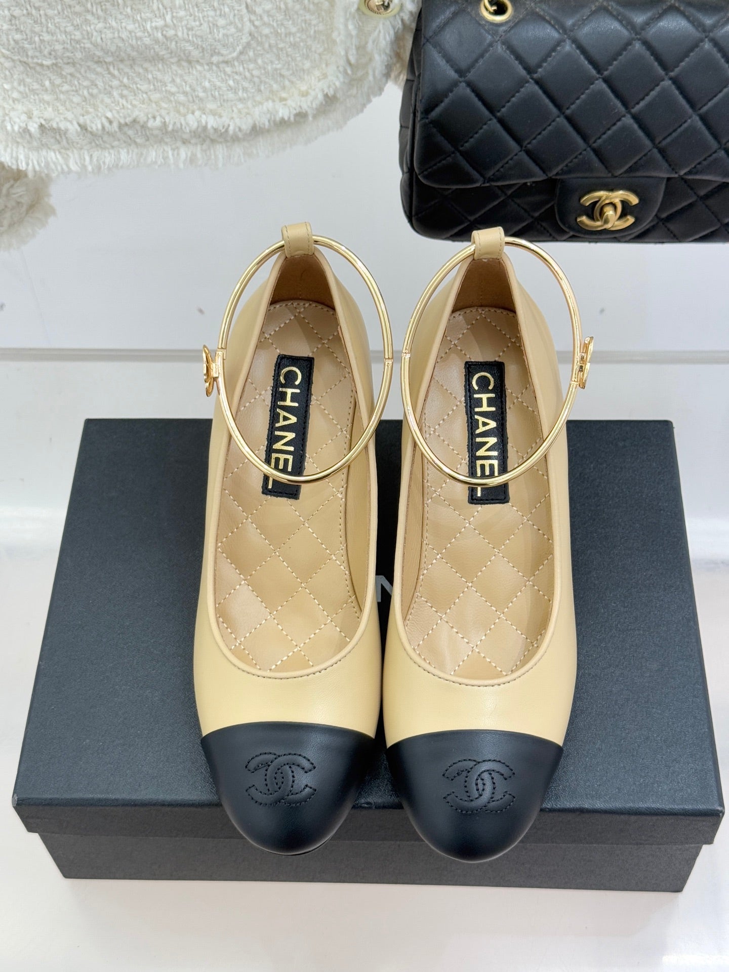 CHANEL