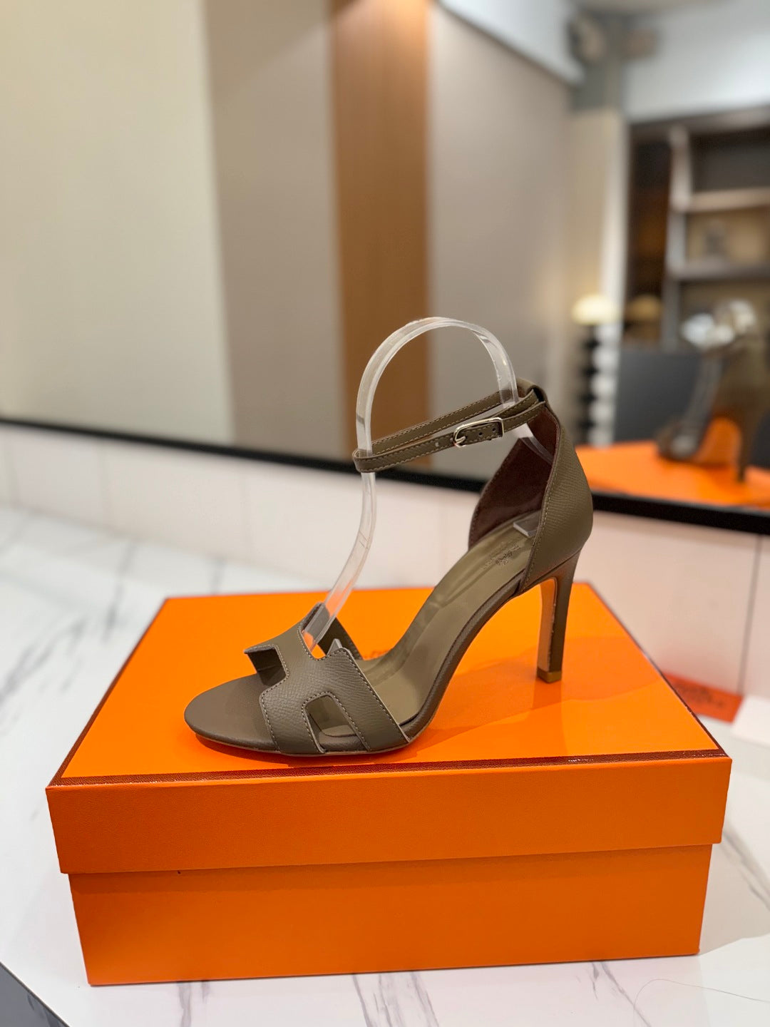 Hermès