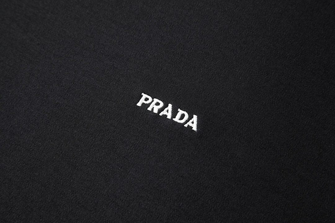 CAMISETA PRADA - 134