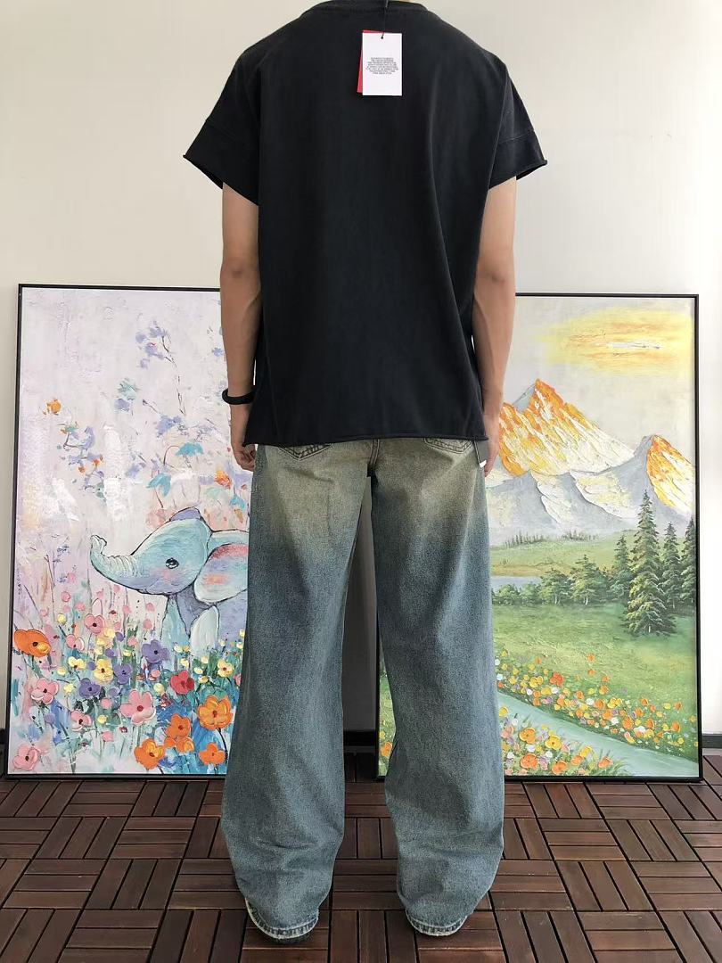 VINTAGE T-SHIRT