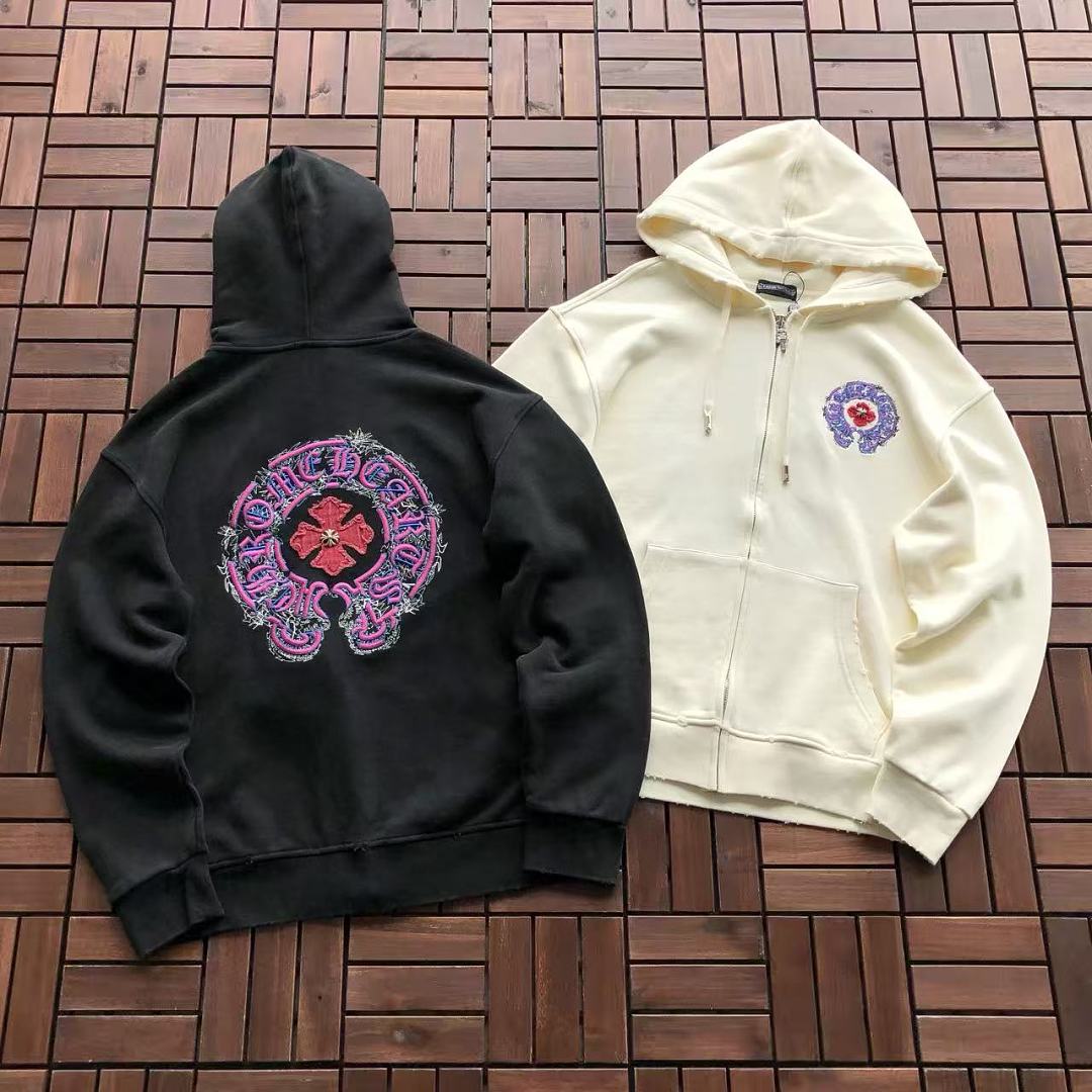CH🔥OM🔥 HE🔥RTS HOODIE