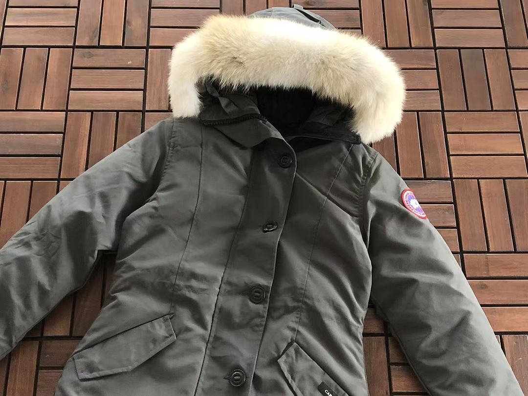 C🔥N🔥🔥A G🔥🔥🔥E WOMAN DOWN JACKET