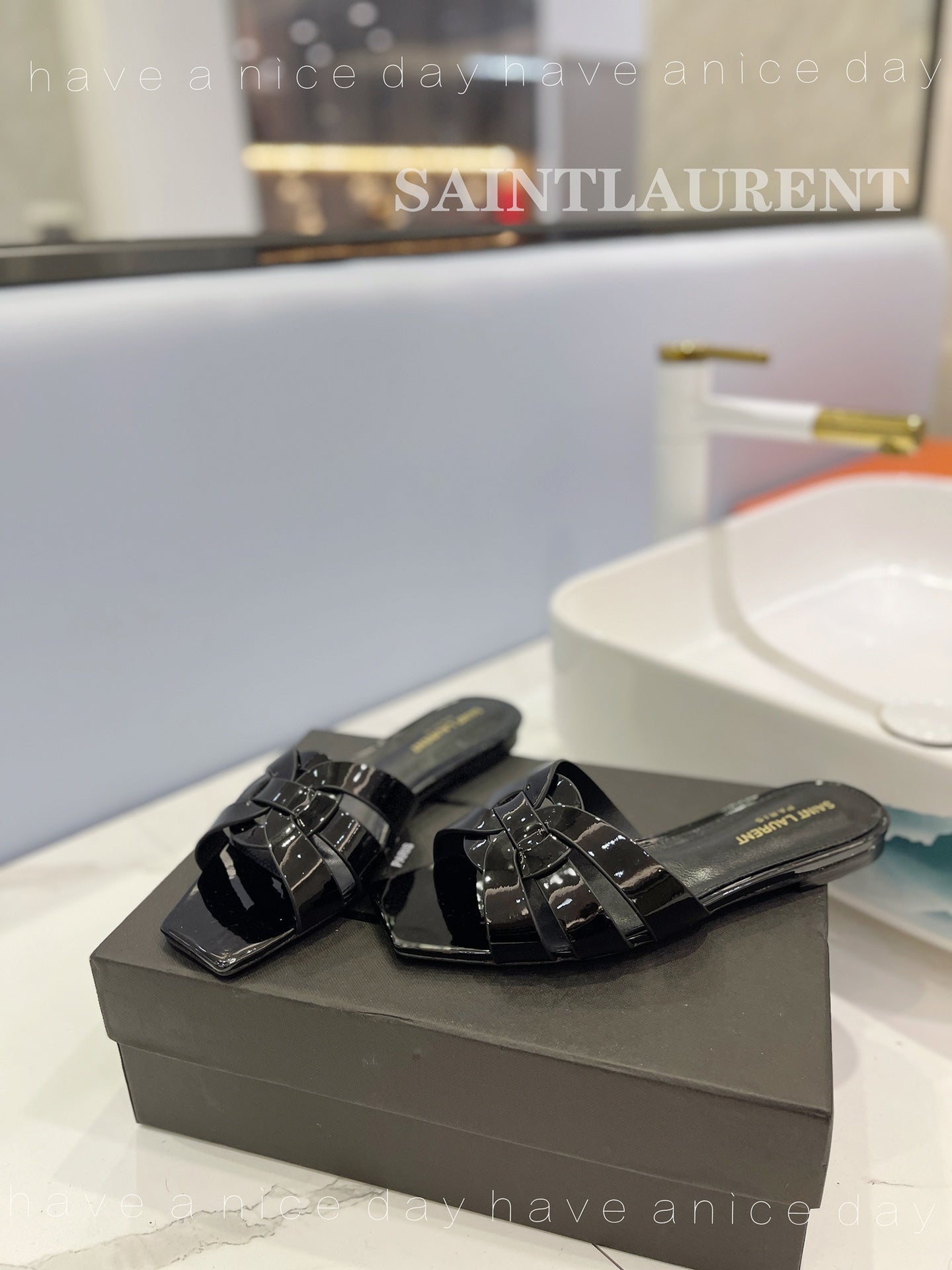 Saint Laurent