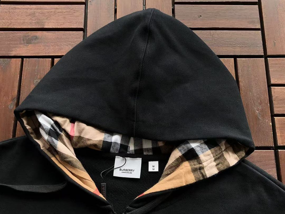 B🔥RB🔥RRY HOODIE