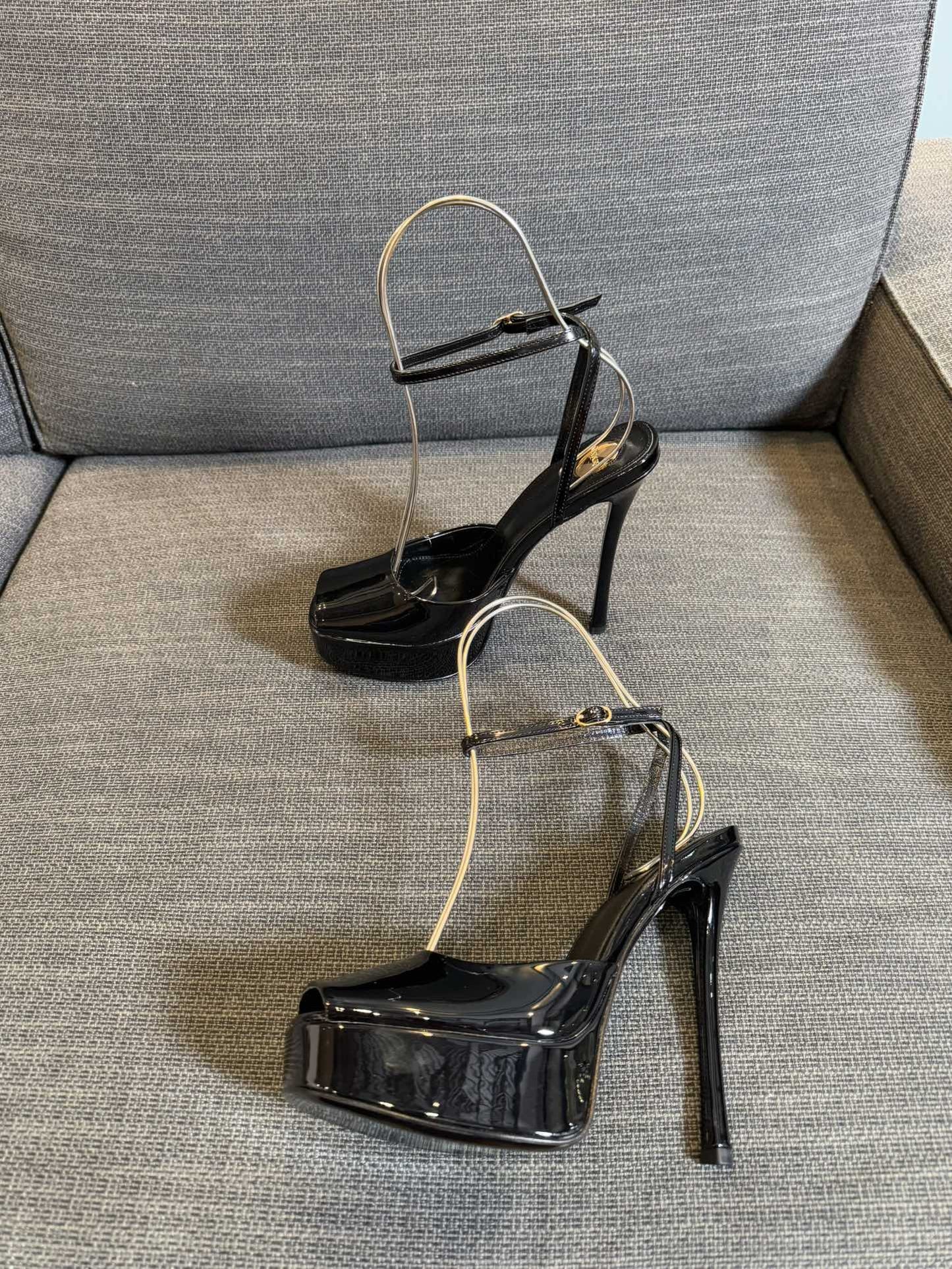 Saint Laurent