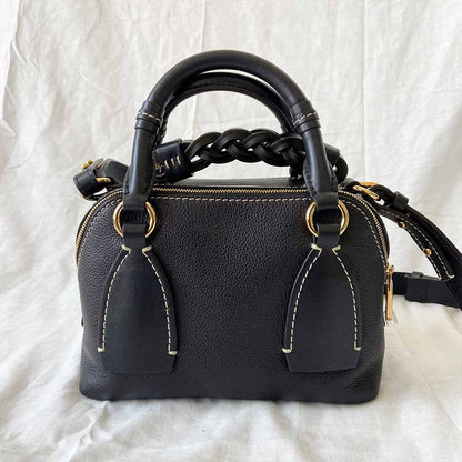 Chloé
