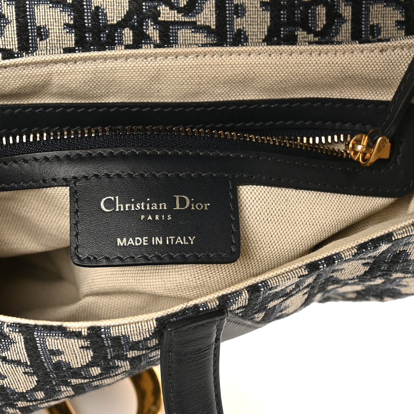 DIOR