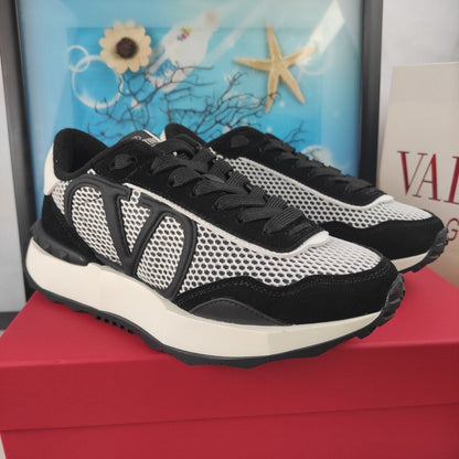 Lace And Mesh Lacerunner Sneaker In Black Mix White 994621