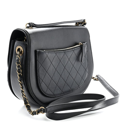 Shiny Calfskin Goatskin Quilted Medium Coco Curve Messenger Flap Black