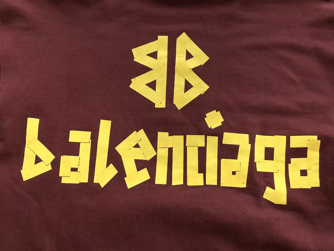 B🔥L🔥🔥🔥IA🔥A HOODIE