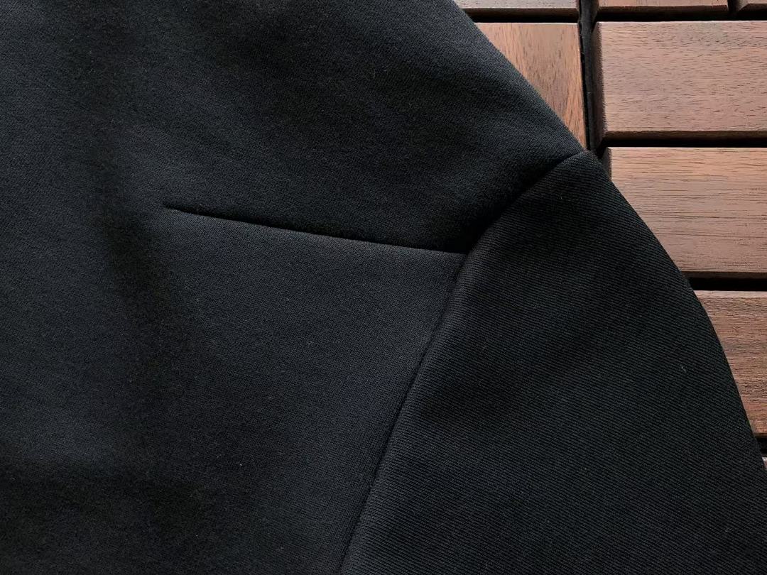 TF 2020 CU4489-016zip-up coat CU4495-016pants