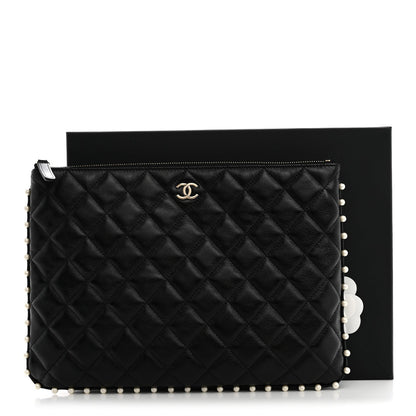 Calfskin Quilted Pearl Medium Cosmetic Case Black