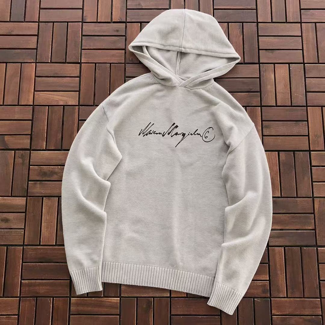 M🔥IS🔥N M🔥R🔥IE🔥A HOODIE SWEATER