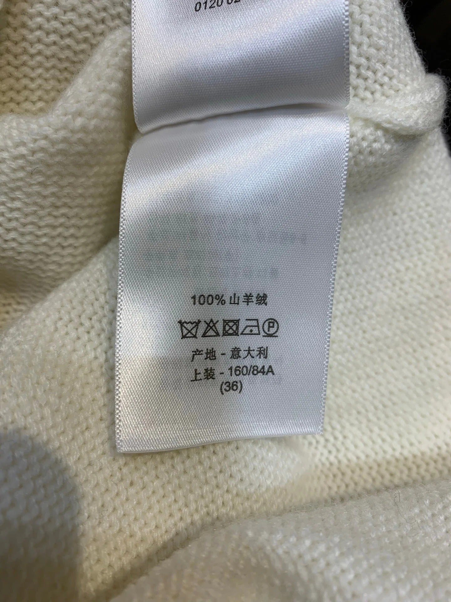 DIOR