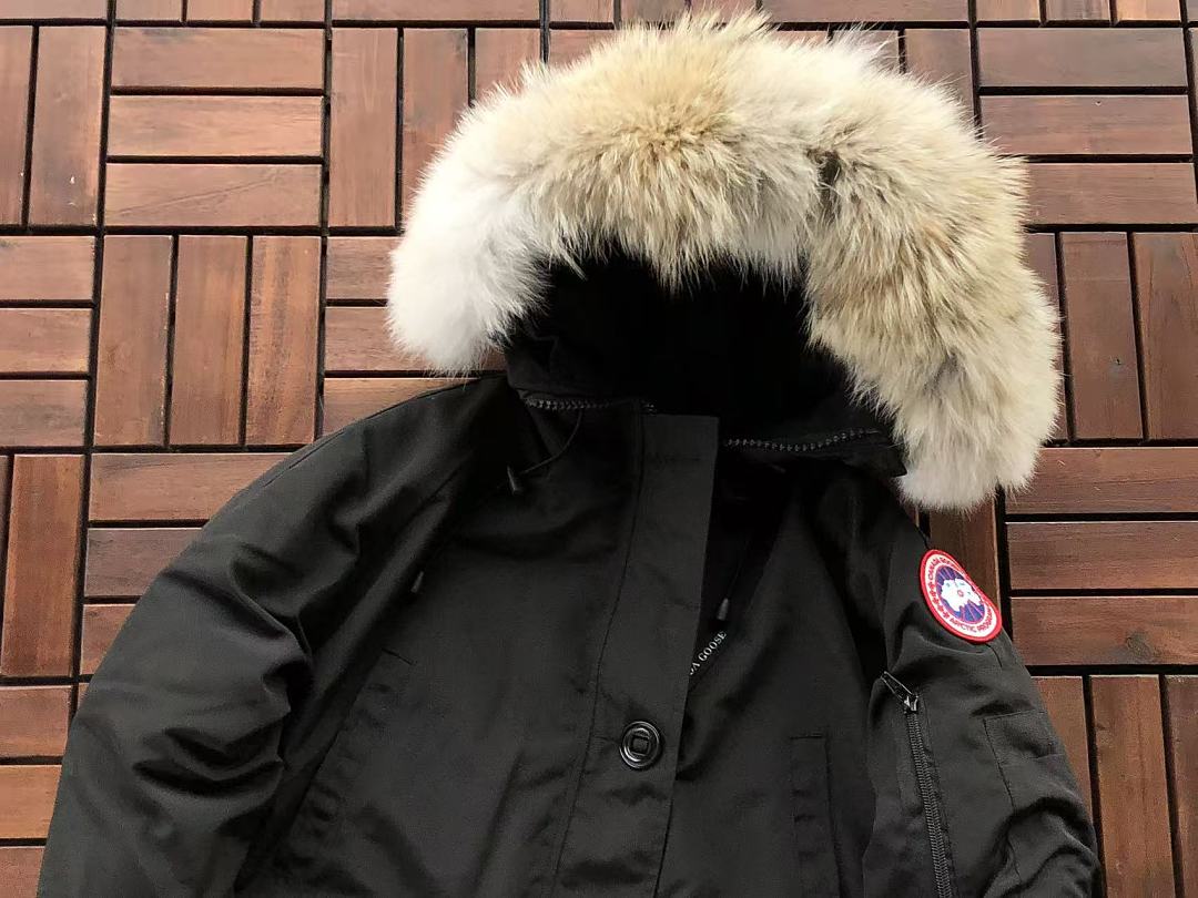 C🔥N🔥🔥A G🔥🔥🔥E DOWN JACKET