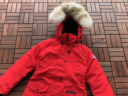 C🔥N🔥🔥A G🔥🔥🔥E WOMAN DOWN JACKET